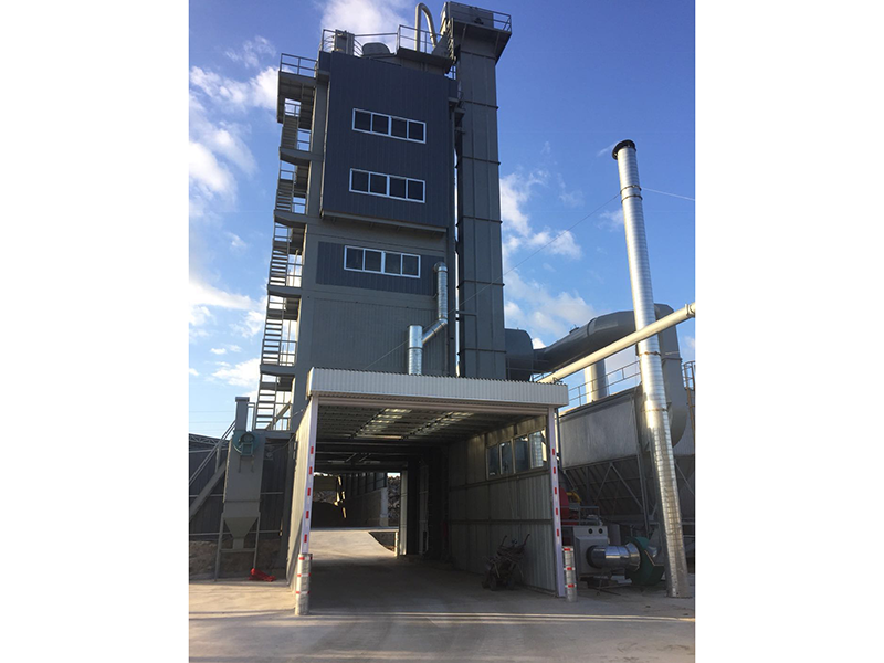 工程案例一、2018年10月煙臺工地hqb3500型瀝青攪拌站